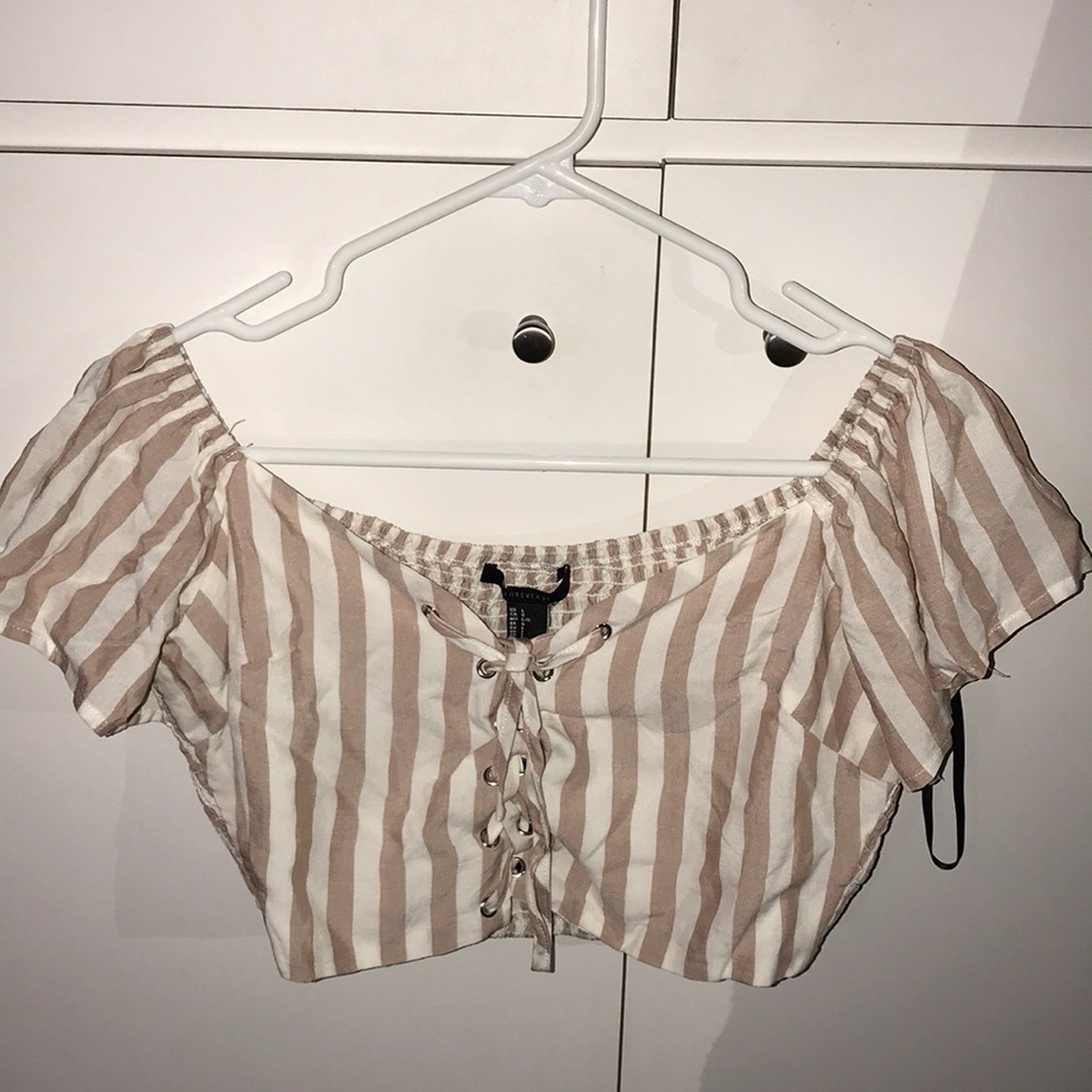 NWT crop top